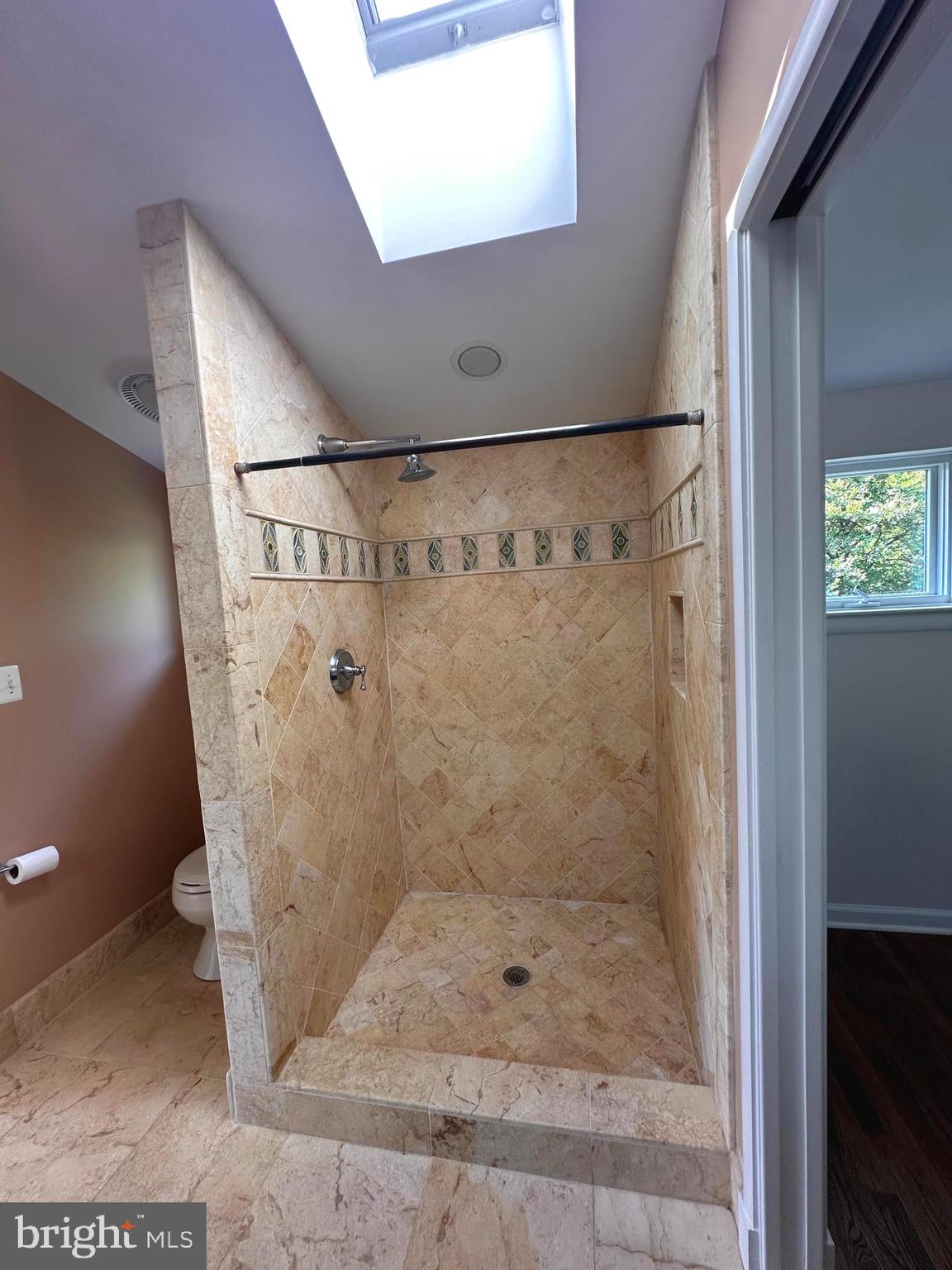 1518 N EDISON STREET