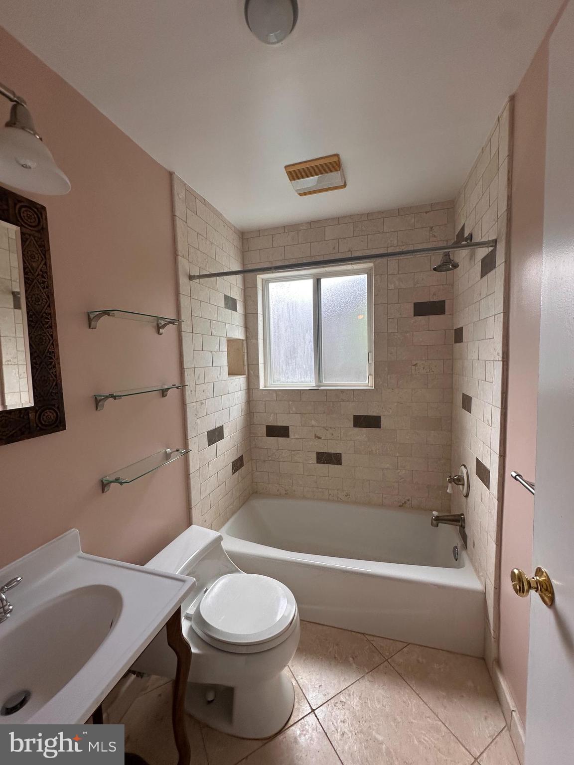 1518 N EDISON STREET