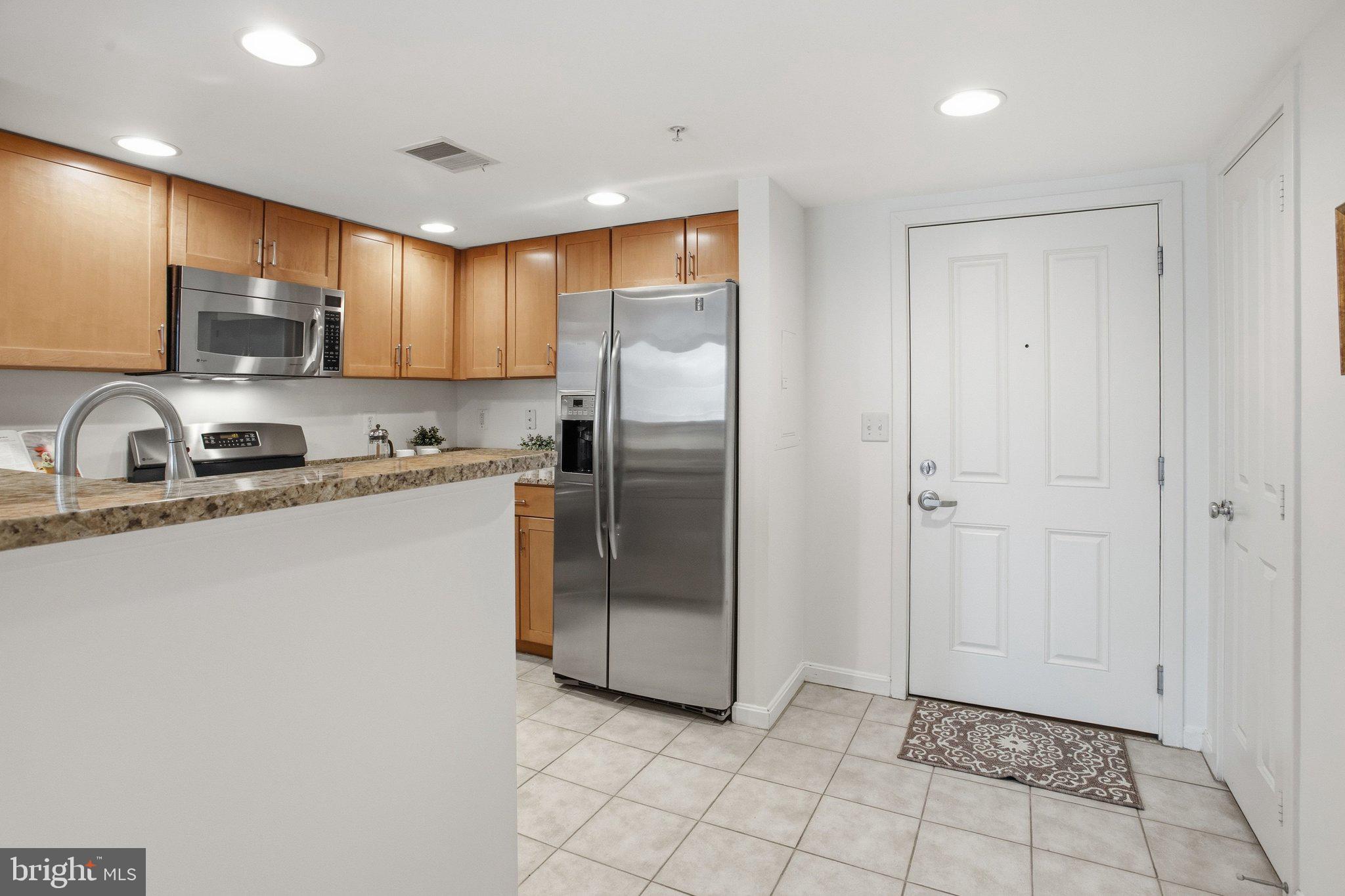 2220 FAIRFAX DRIVE 412