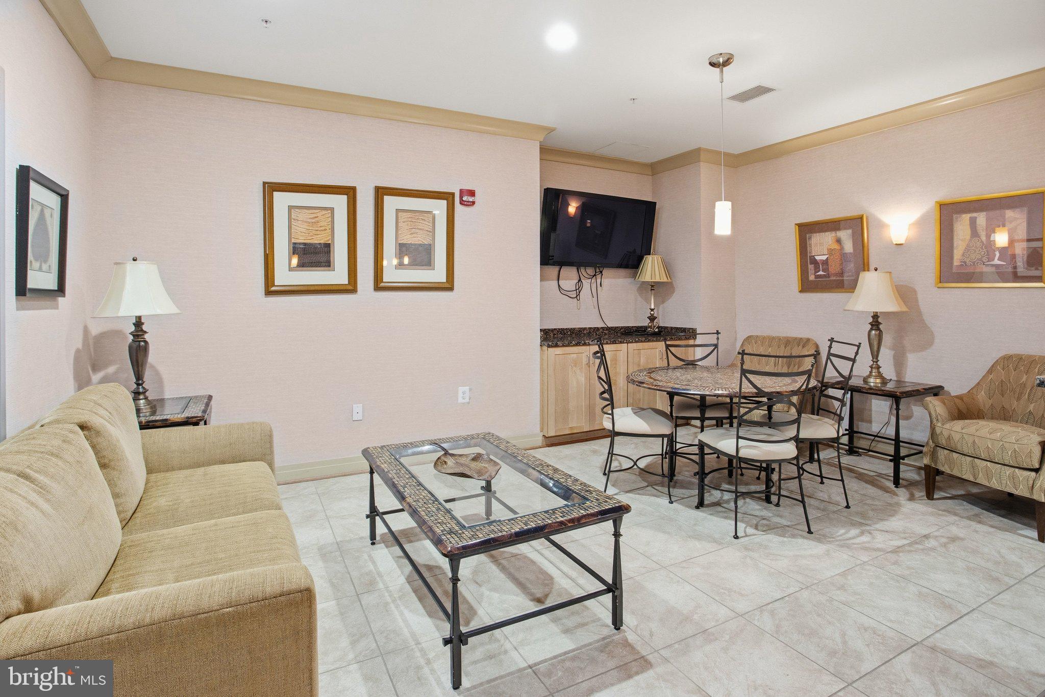 2220 FAIRFAX DRIVE 412