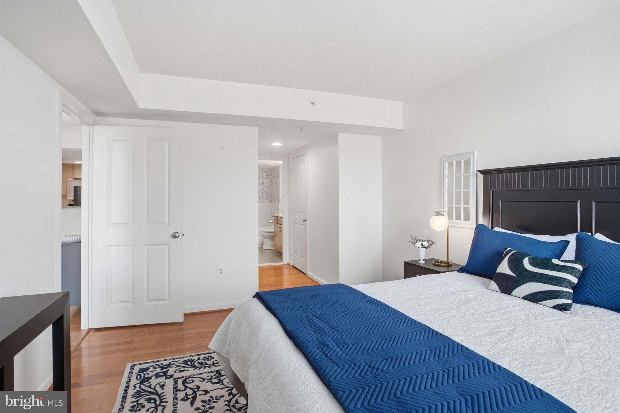 2220 FAIRFAX DRIVE 412