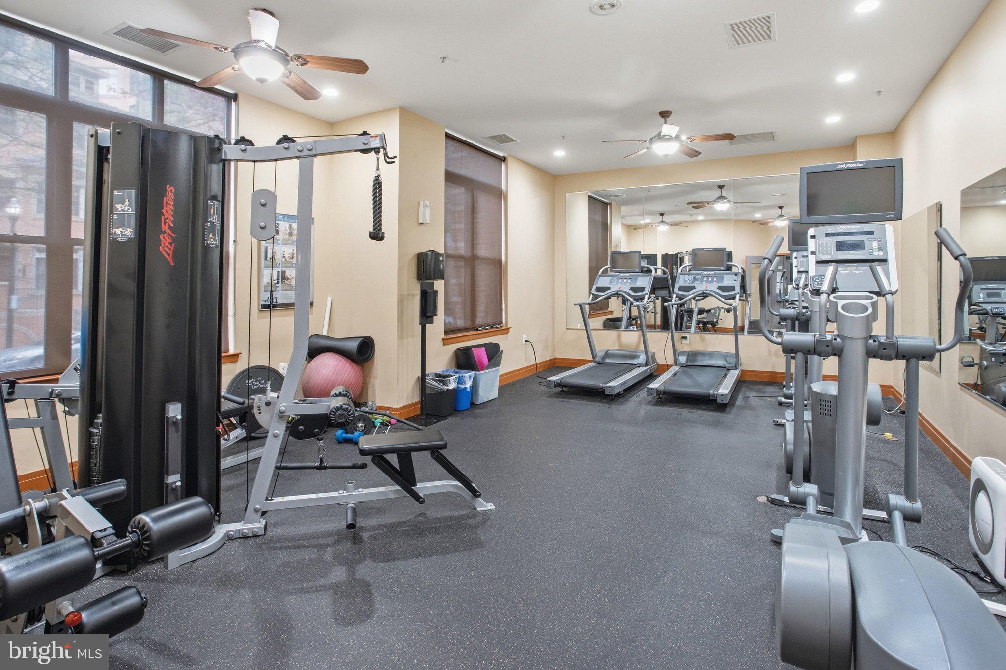 2220 FAIRFAX DRIVE 412