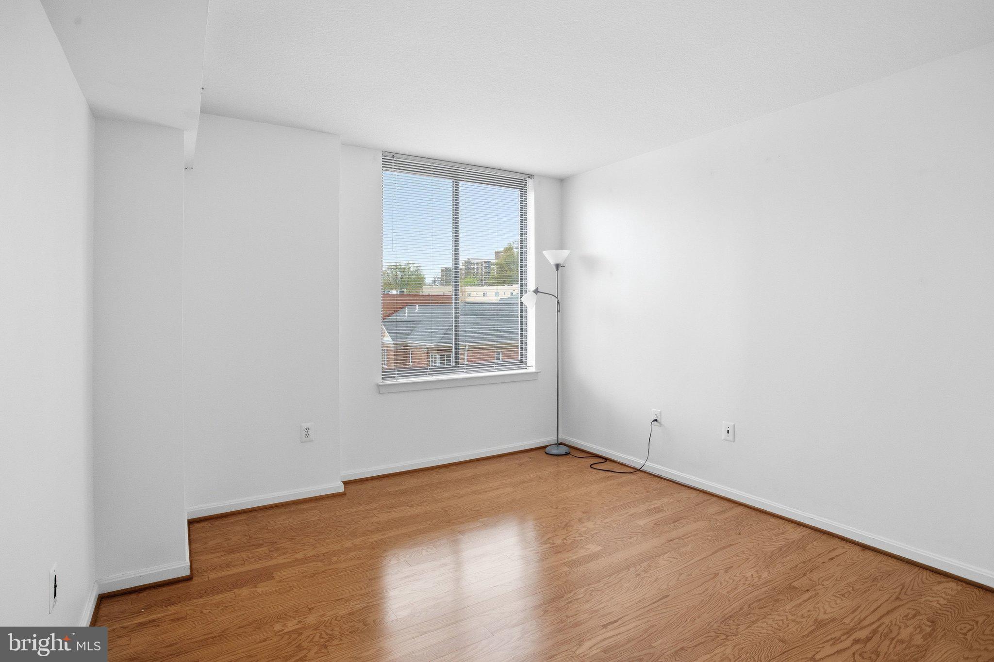 2220 FAIRFAX DRIVE 412