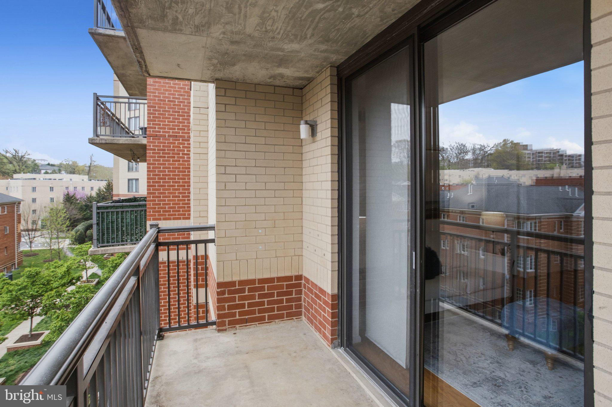 2220 FAIRFAX DRIVE 412