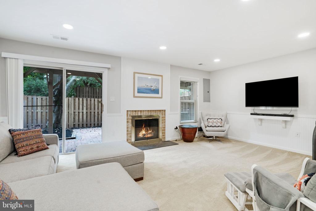 12225 APPLE ORCHARD COURT