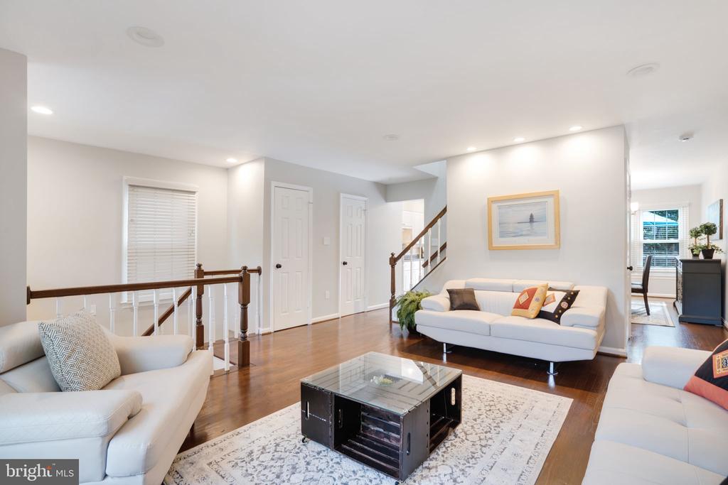 12225 APPLE ORCHARD COURT
