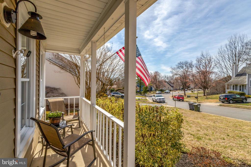 7009 POLINS COURT