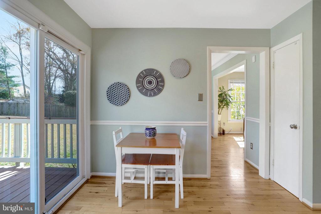 7009 POLINS COURT