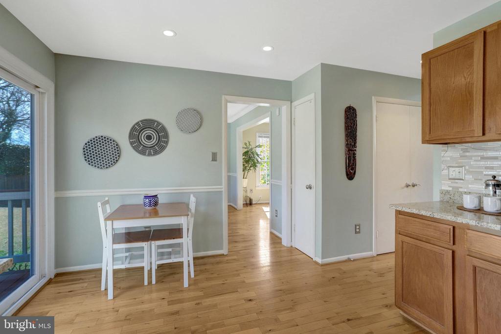 7009 POLINS COURT