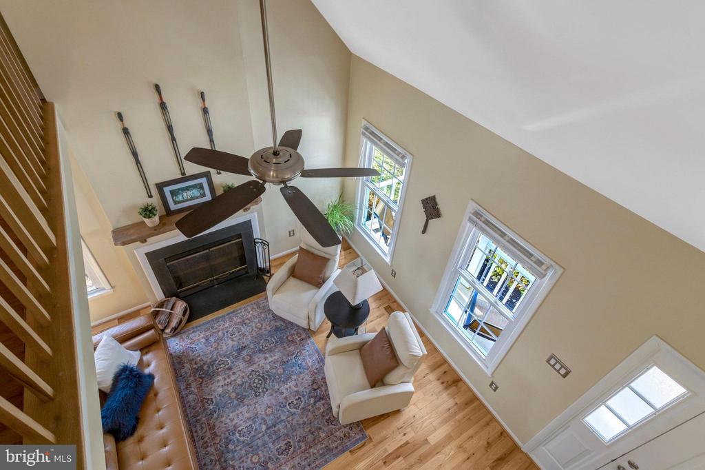 7009 POLINS COURT