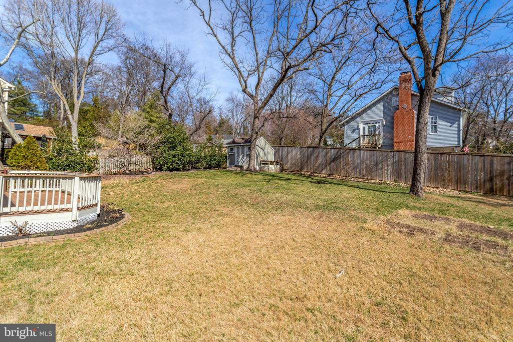 7009 POLINS COURT
