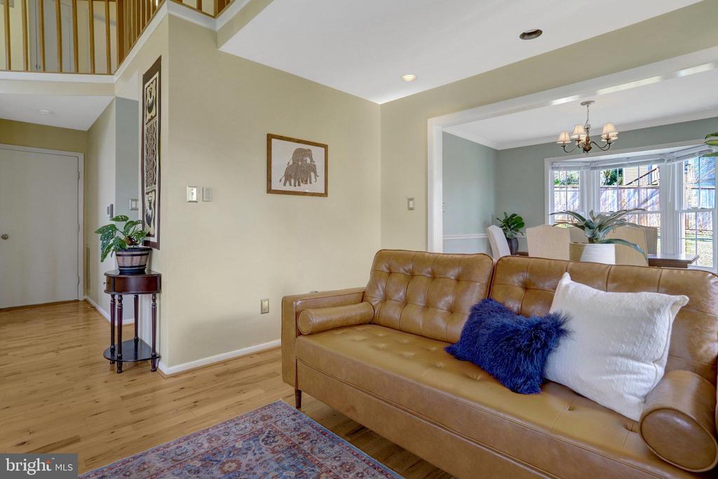 7009 POLINS COURT