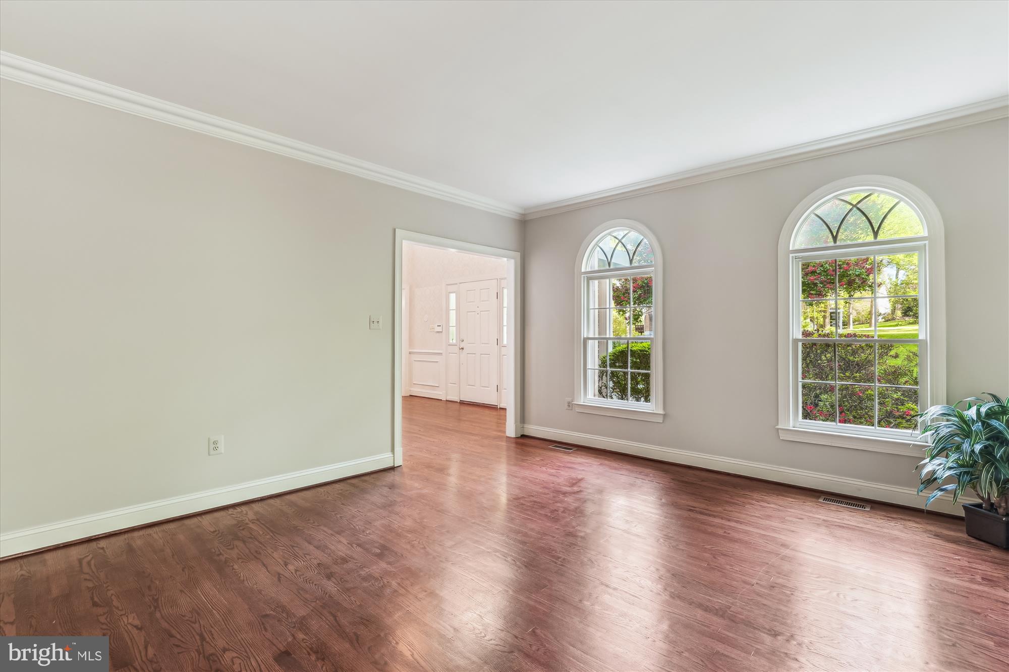 5937 FAIRVIEW WOODS DRIVE