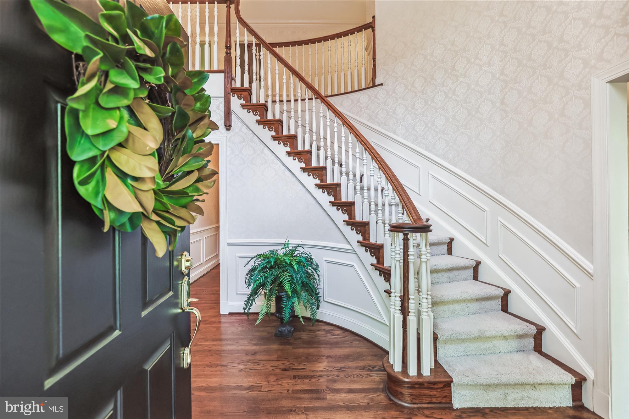 5937 FAIRVIEW WOODS DRIVE