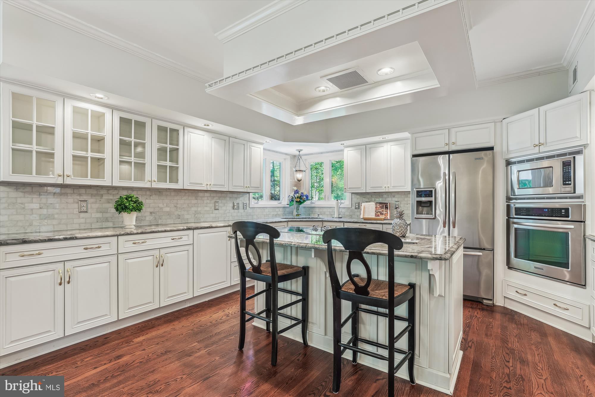 5937 FAIRVIEW WOODS DRIVE