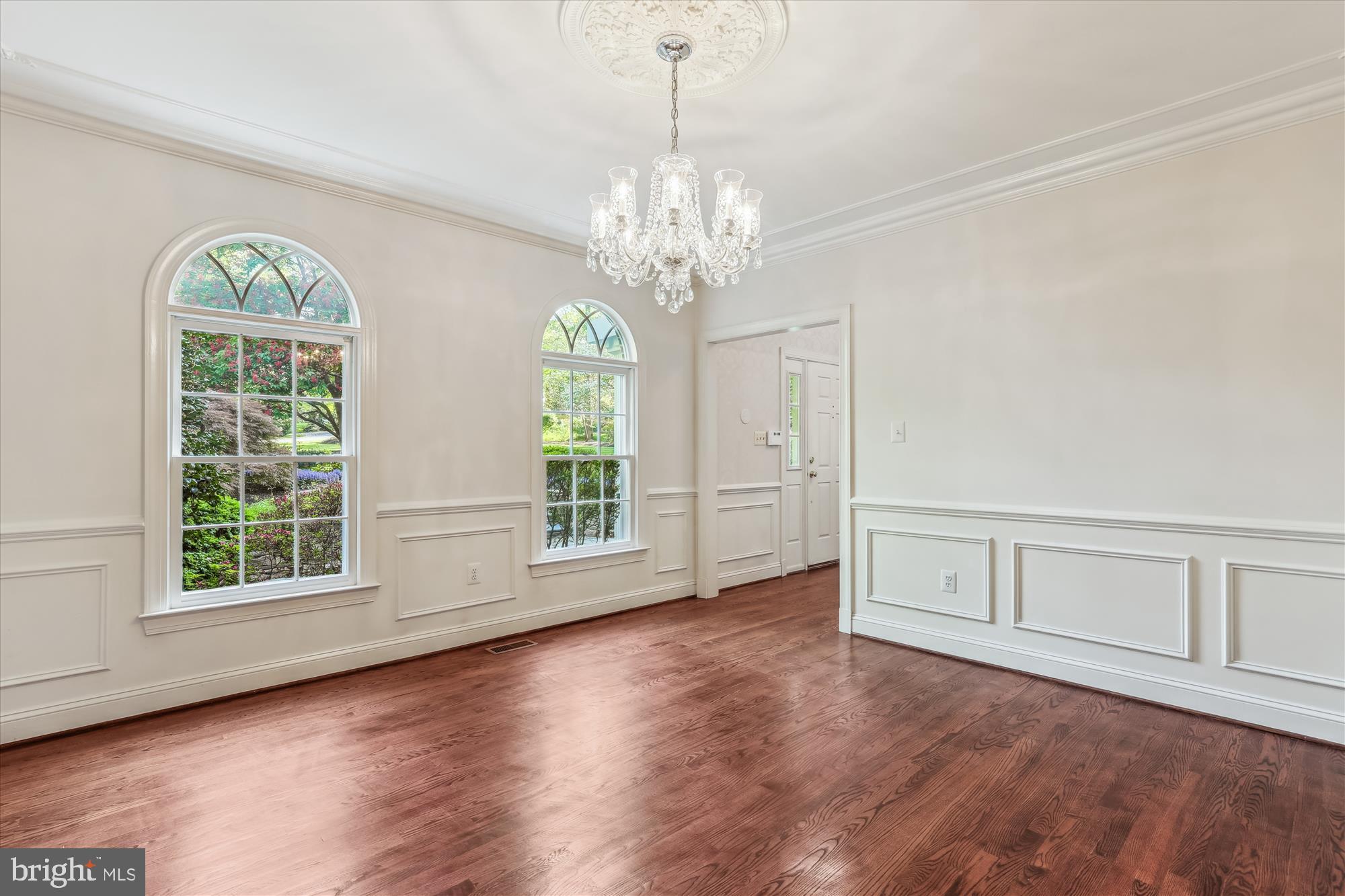 5937 FAIRVIEW WOODS DRIVE