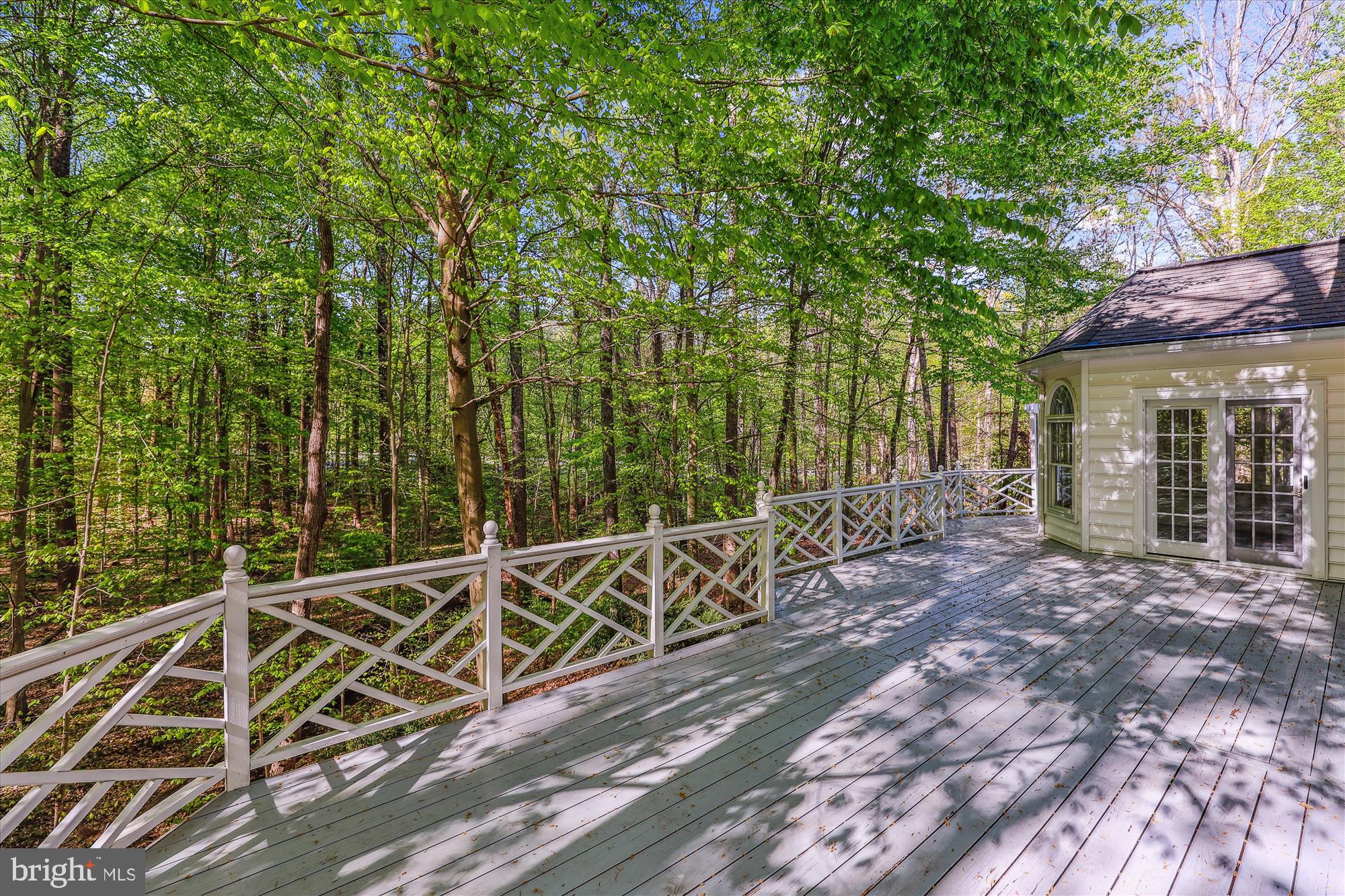 5937 FAIRVIEW WOODS DRIVE