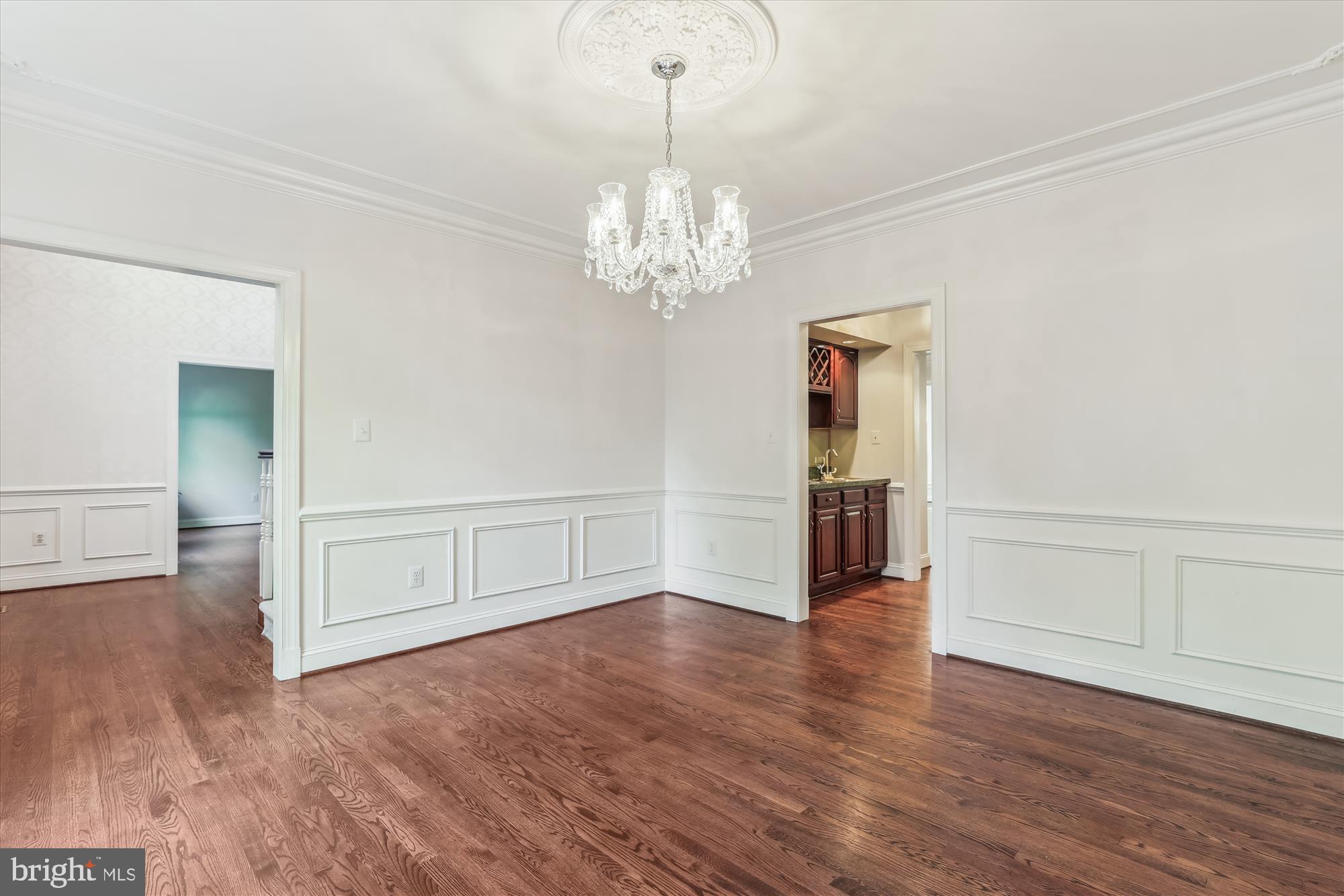 5937 FAIRVIEW WOODS DRIVE