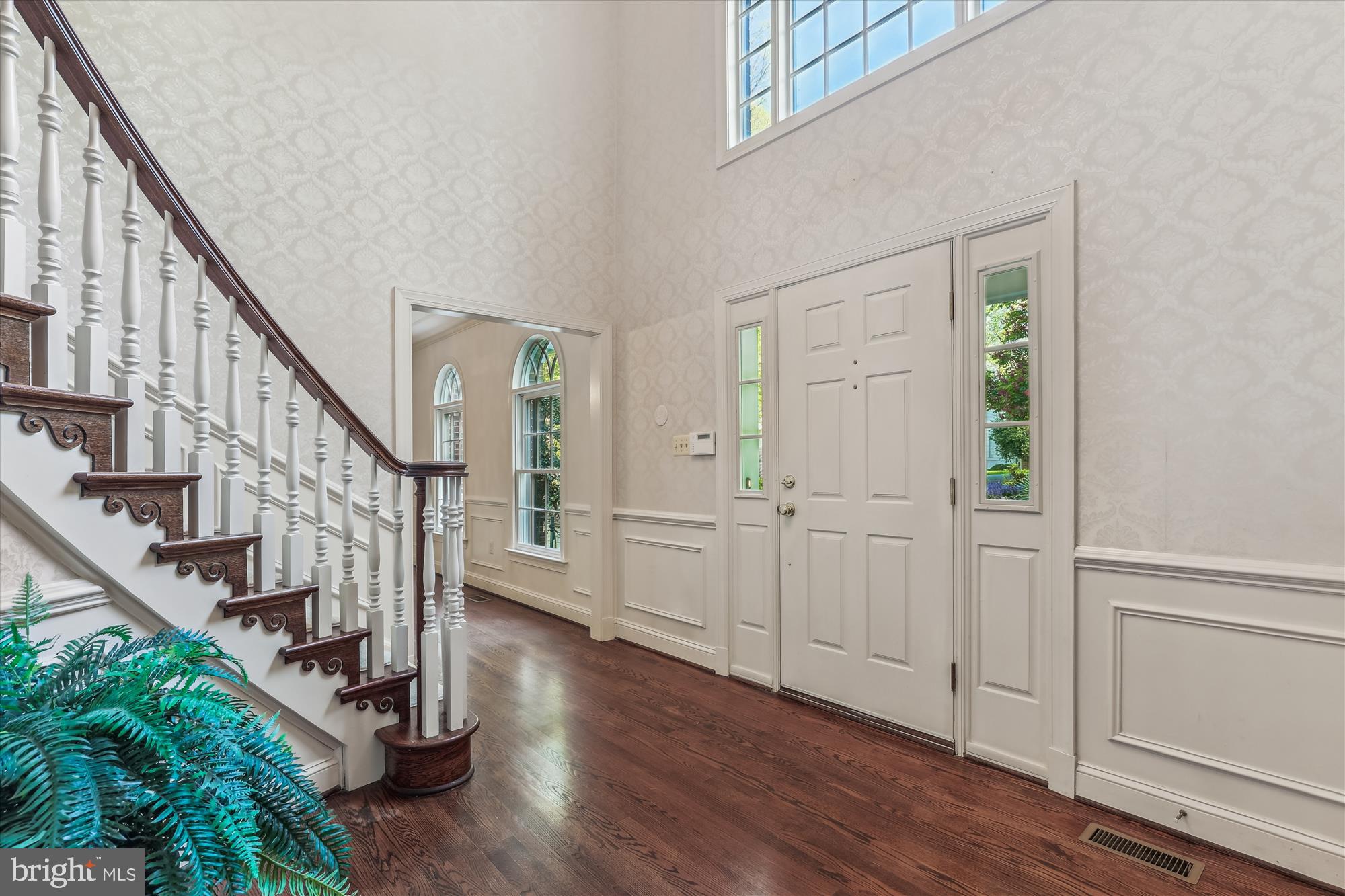 5937 FAIRVIEW WOODS DRIVE