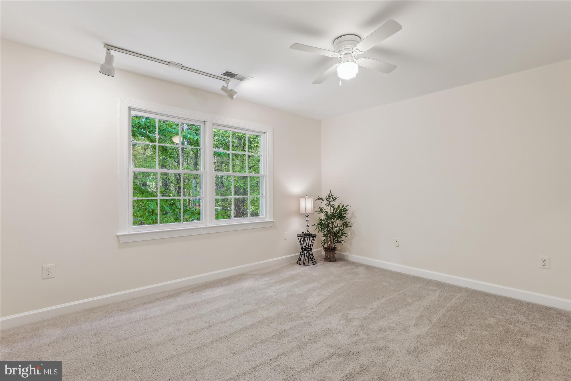 5937 FAIRVIEW WOODS DRIVE