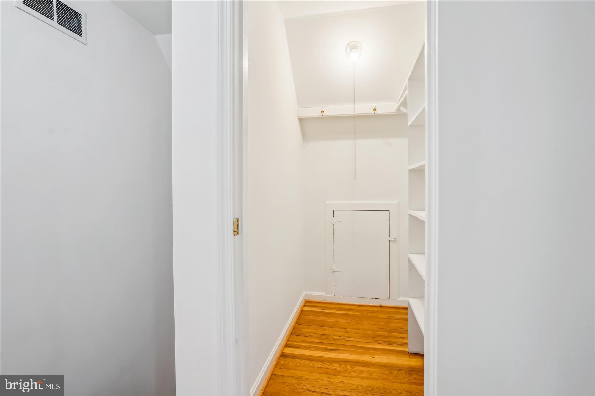 5420 EASTBOURNE DRIVE