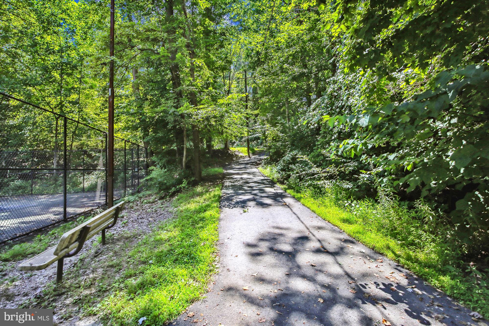 5420 EASTBOURNE DRIVE