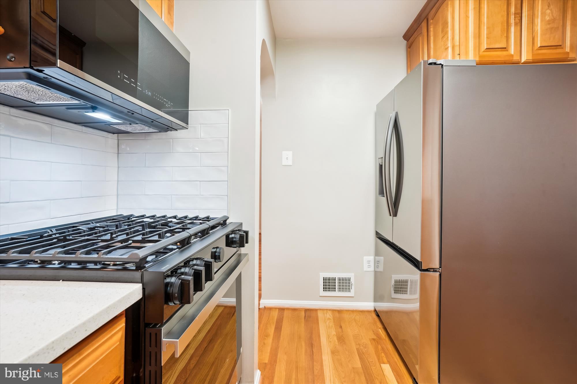 5420 EASTBOURNE DRIVE