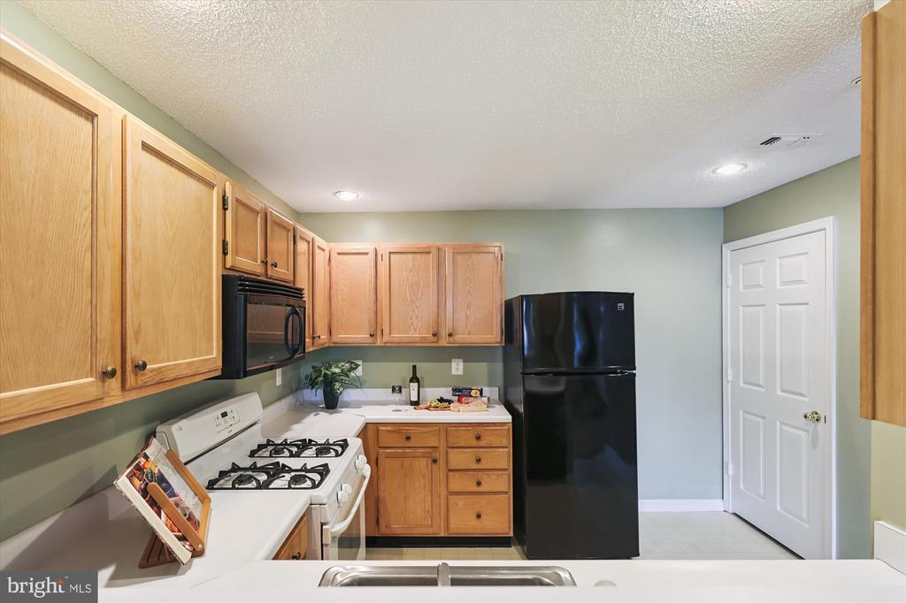 12005 TALIESIN PLACE 35