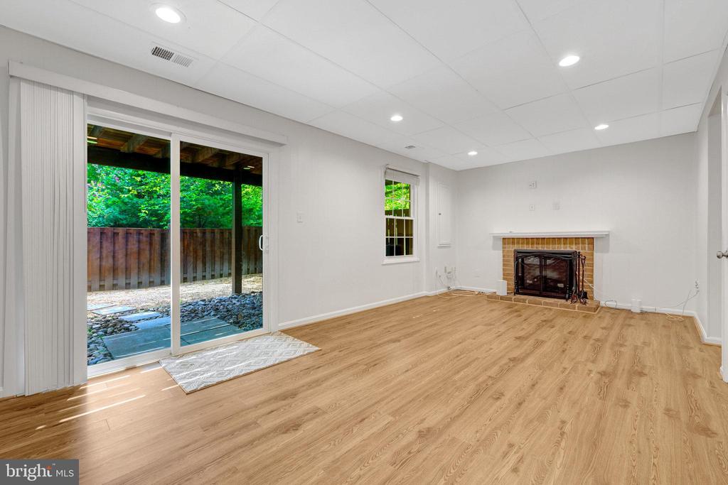 9657 MASTERWORKS DRIVE