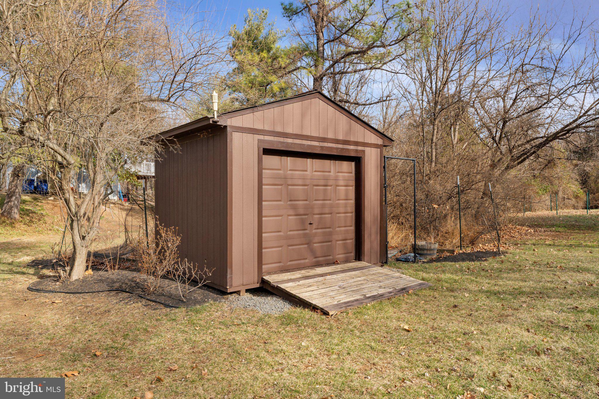 1016 TRINITY GATE STREET