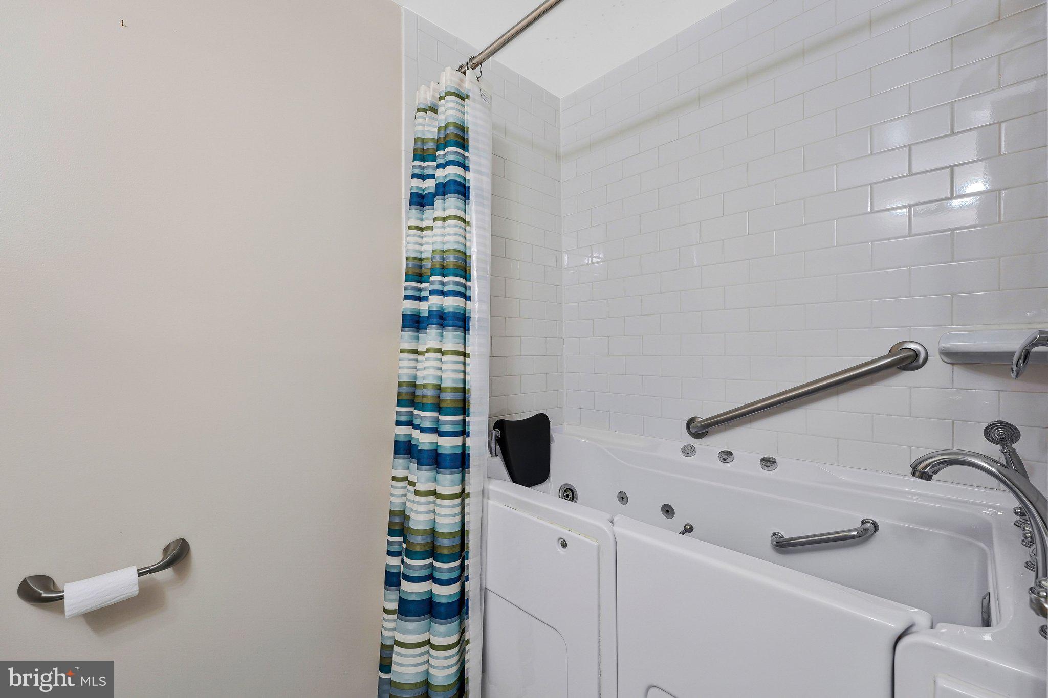 1016 TRINITY GATE STREET