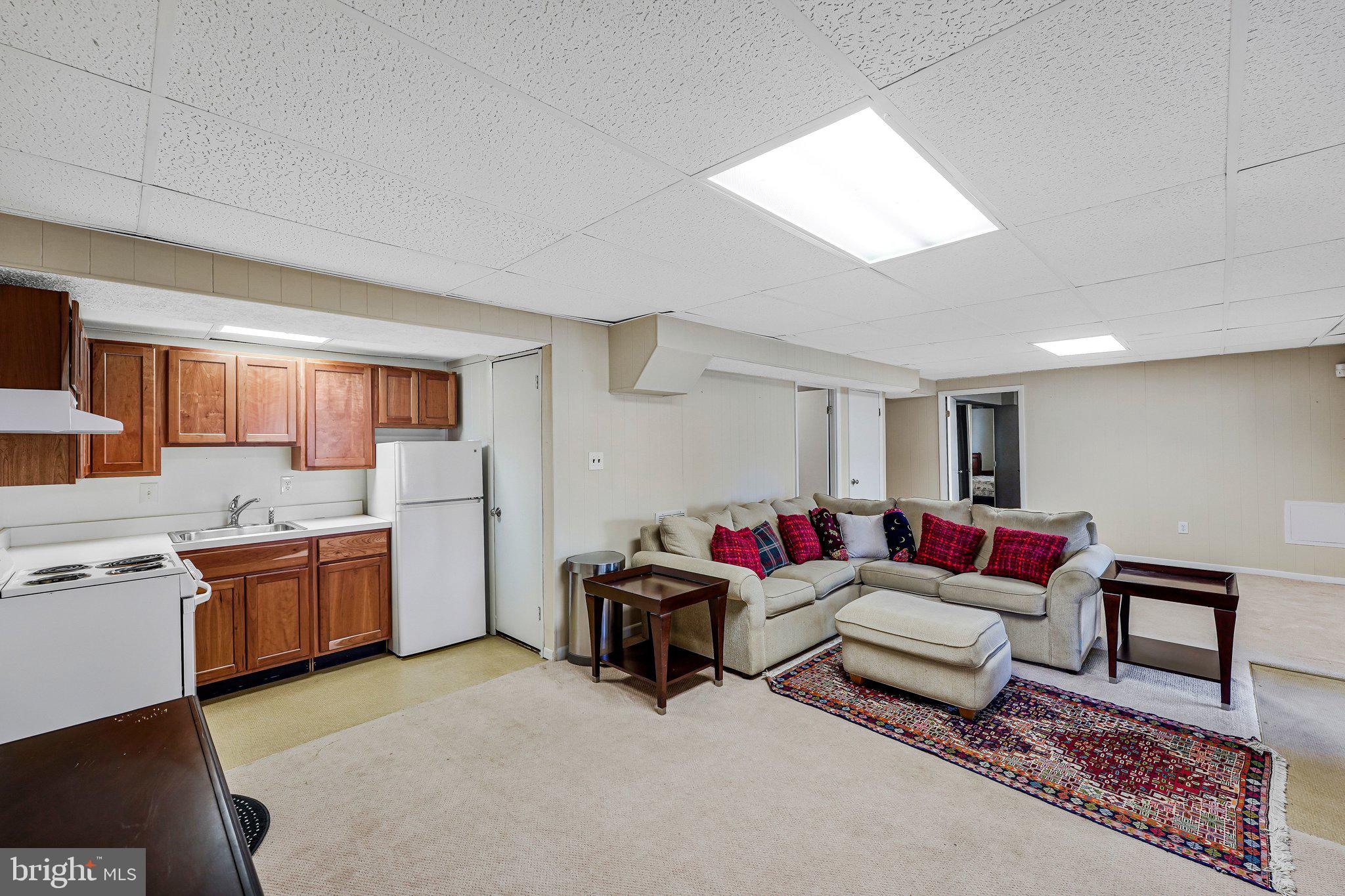 1016 TRINITY GATE STREET