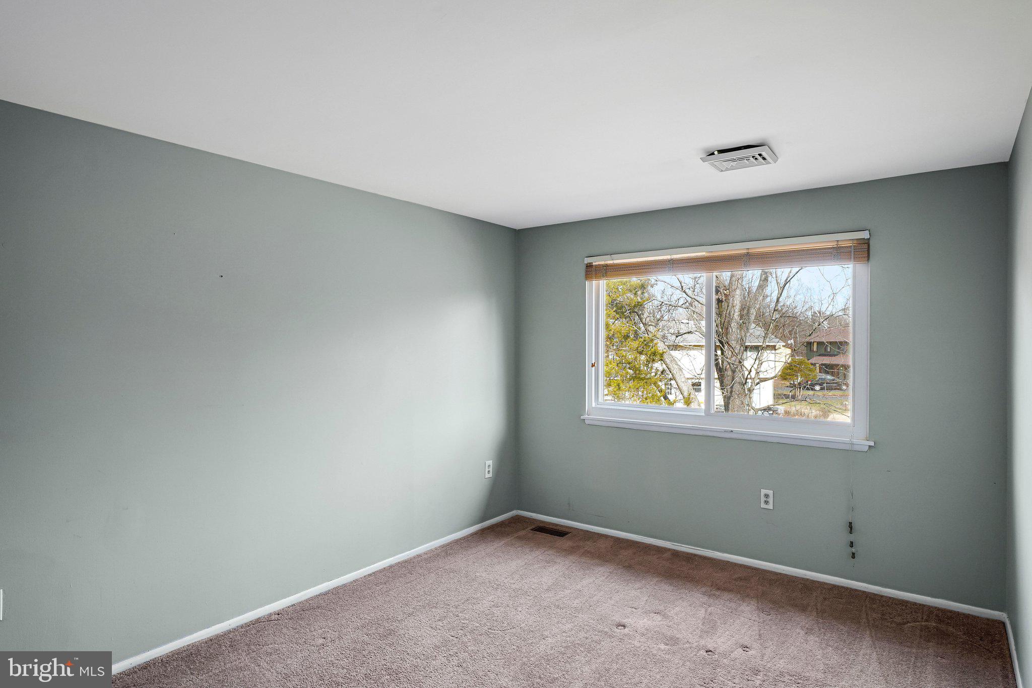 1016 TRINITY GATE STREET