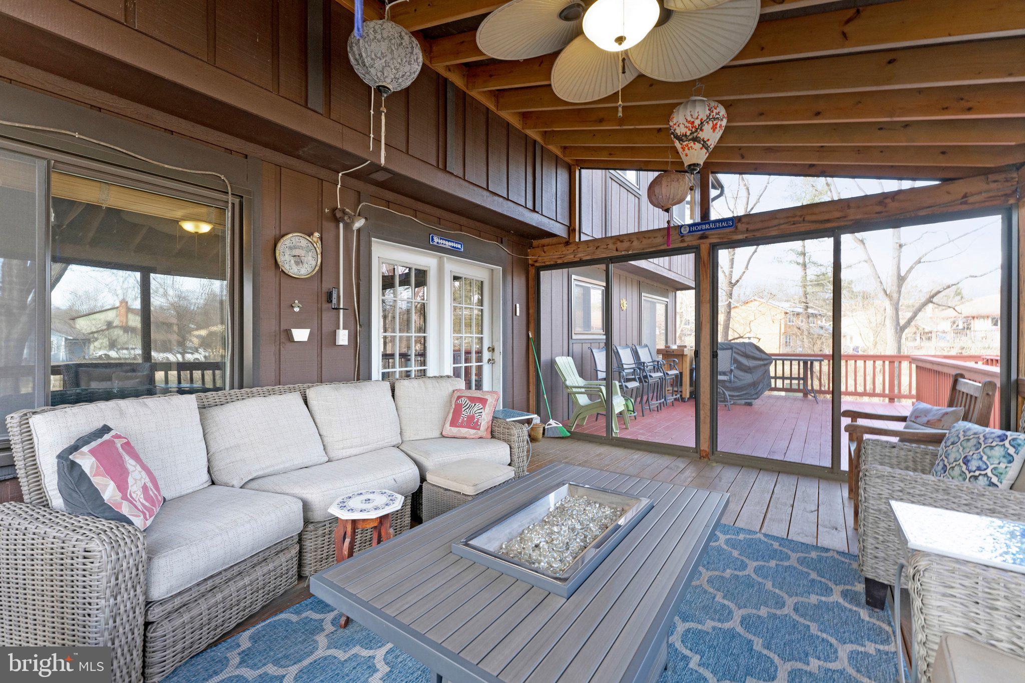 1016 TRINITY GATE STREET