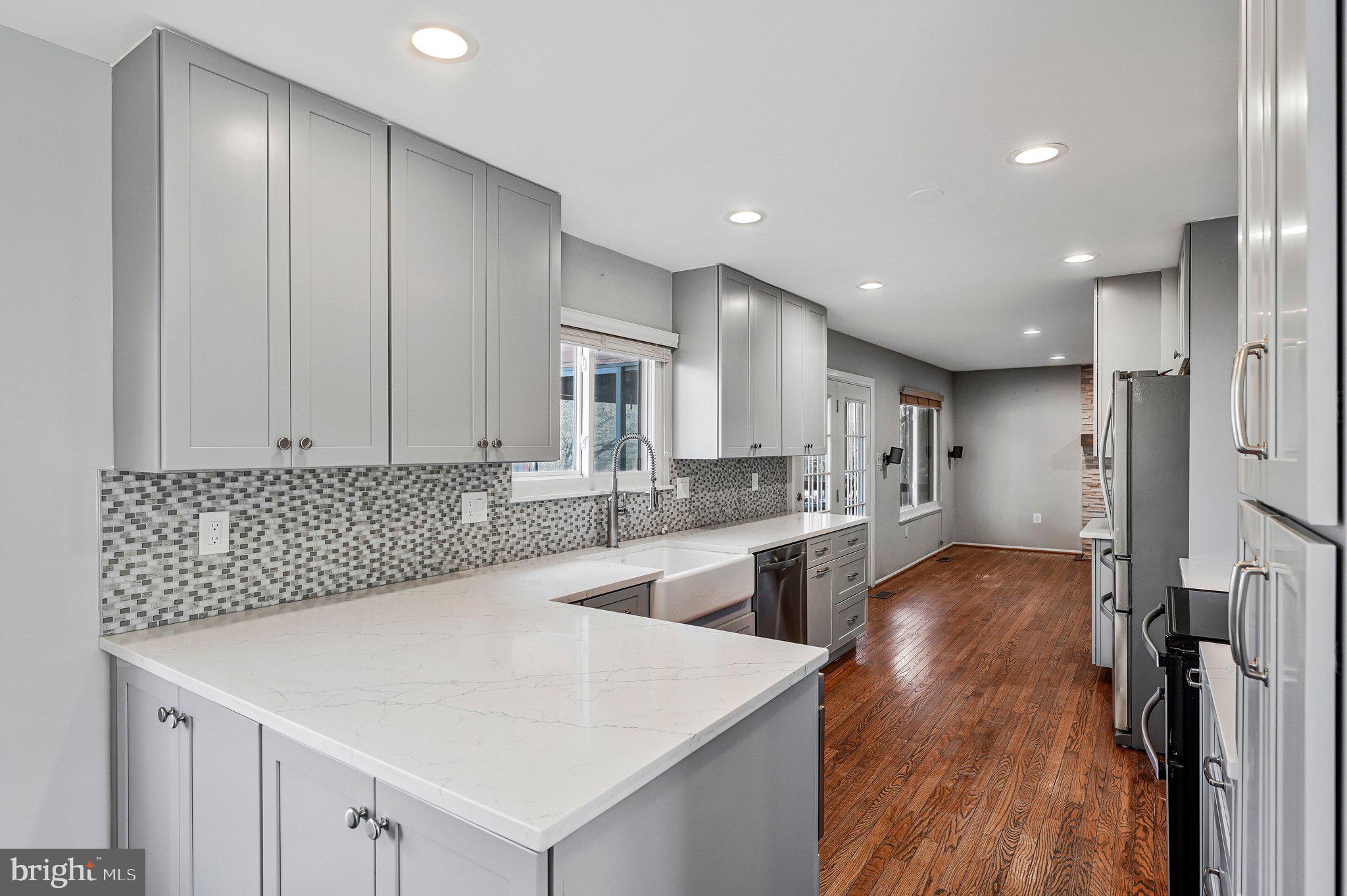 1016 TRINITY GATE STREET