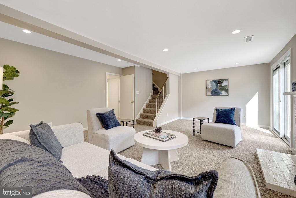 9607 SCOTCH HAVEN DRIVE