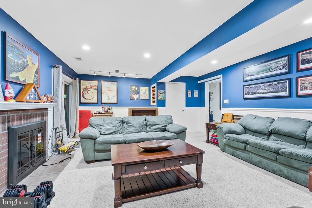 9607 MASTERWORKS DRIVE