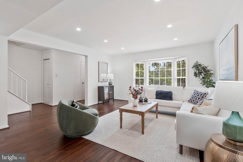 2803 SHAWN LEIGH DRIVE