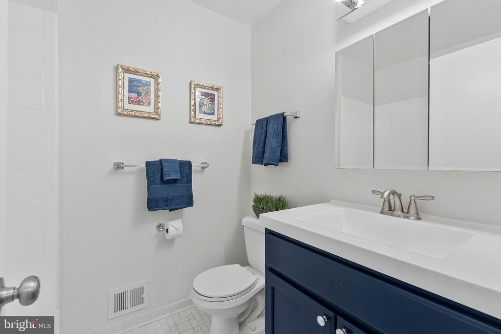 2803 SHAWN LEIGH DRIVE