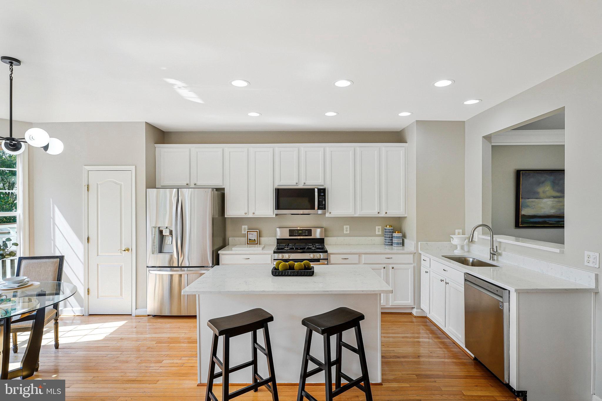 19086 PILEATED TERRACE