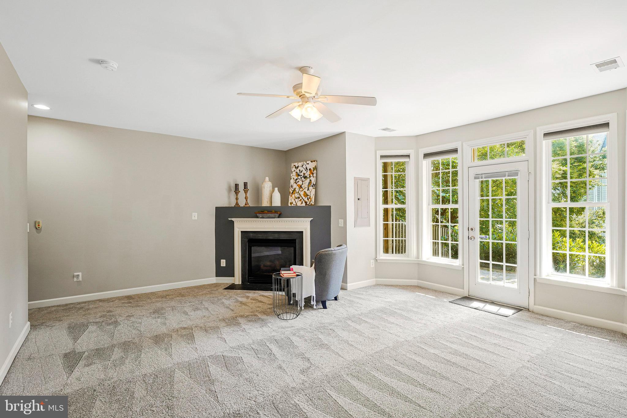 19086 PILEATED TERRACE