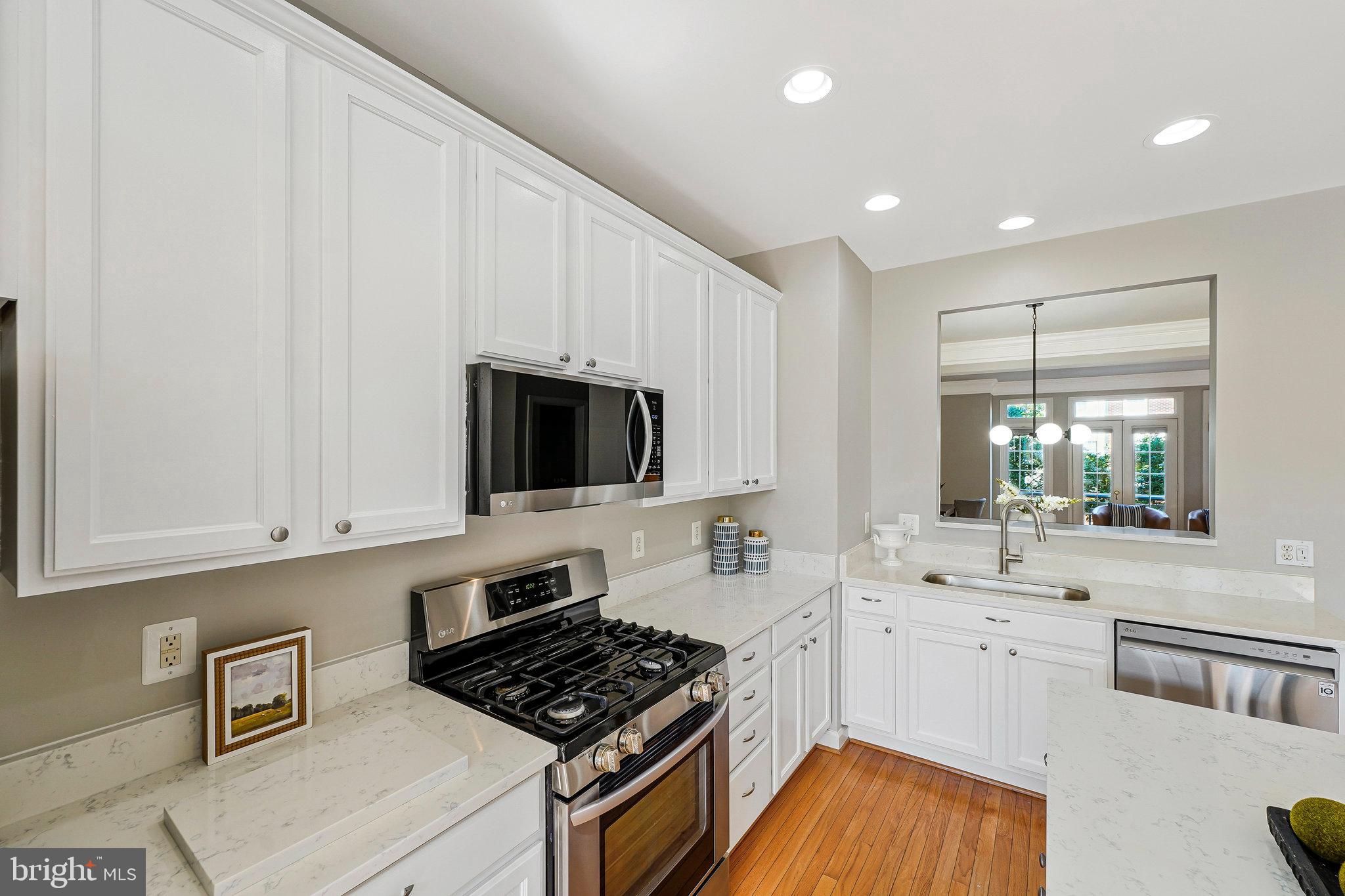 19086 PILEATED TERRACE