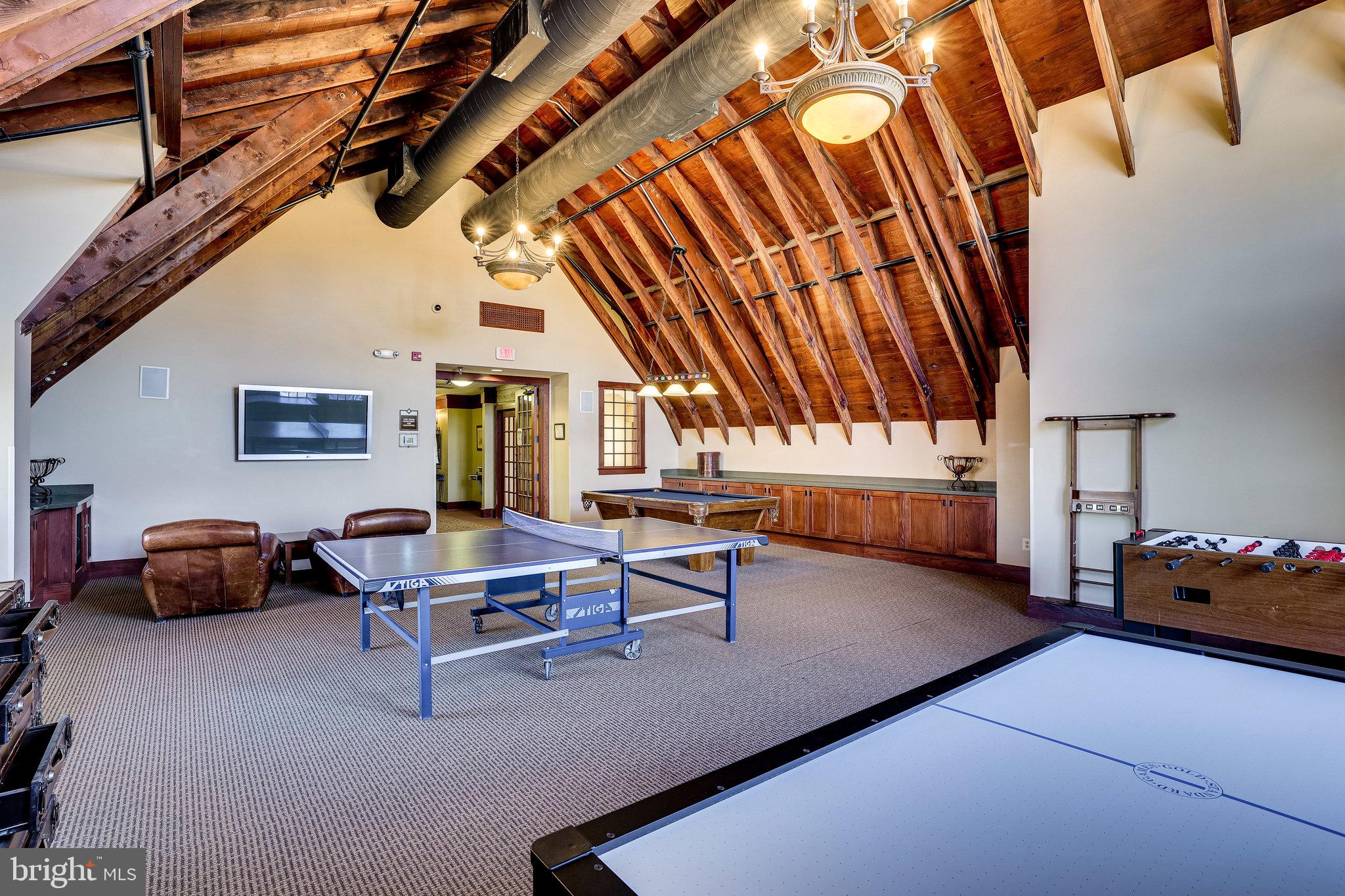 19086 PILEATED TERRACE