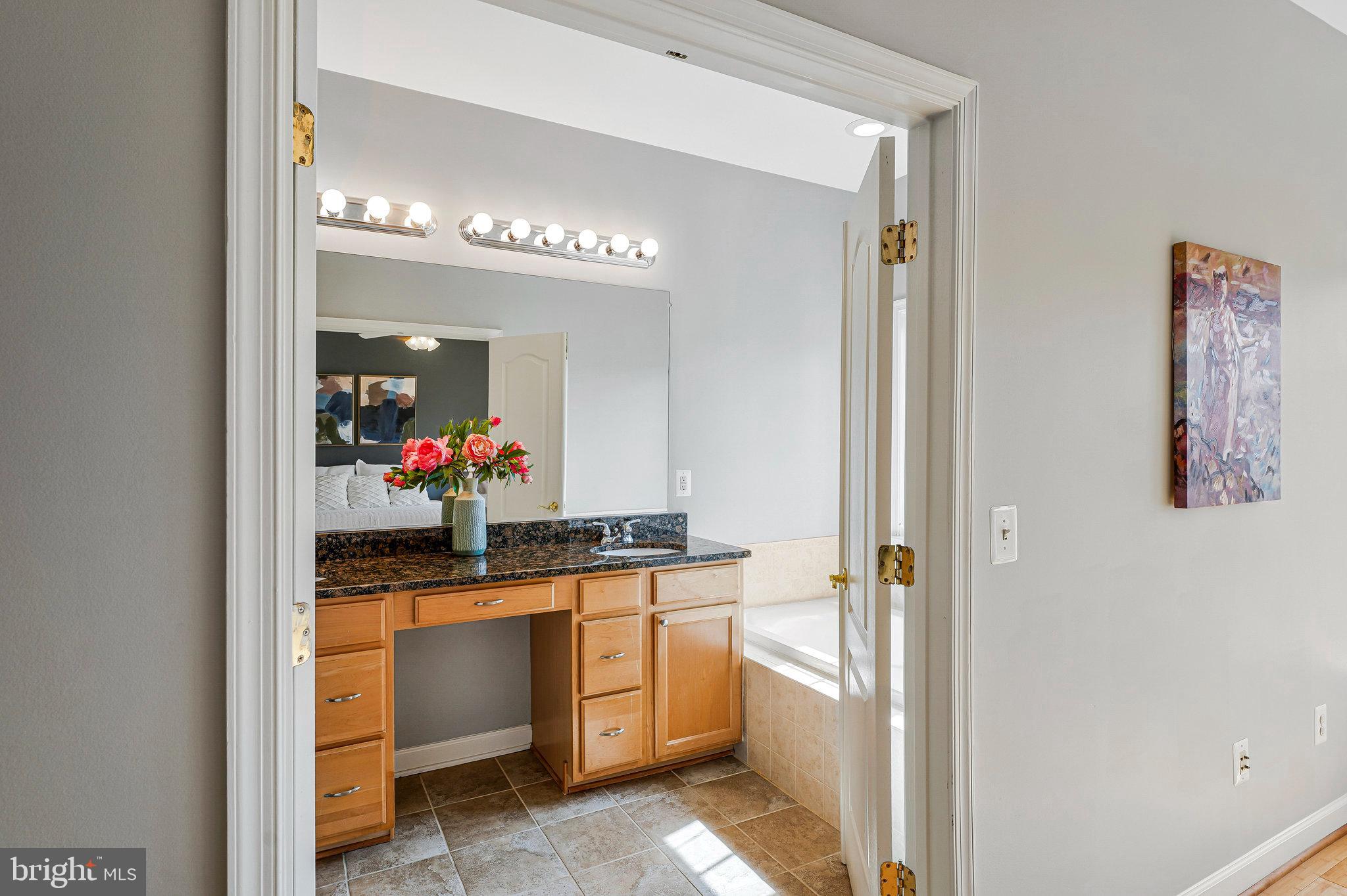 19086 PILEATED TERRACE