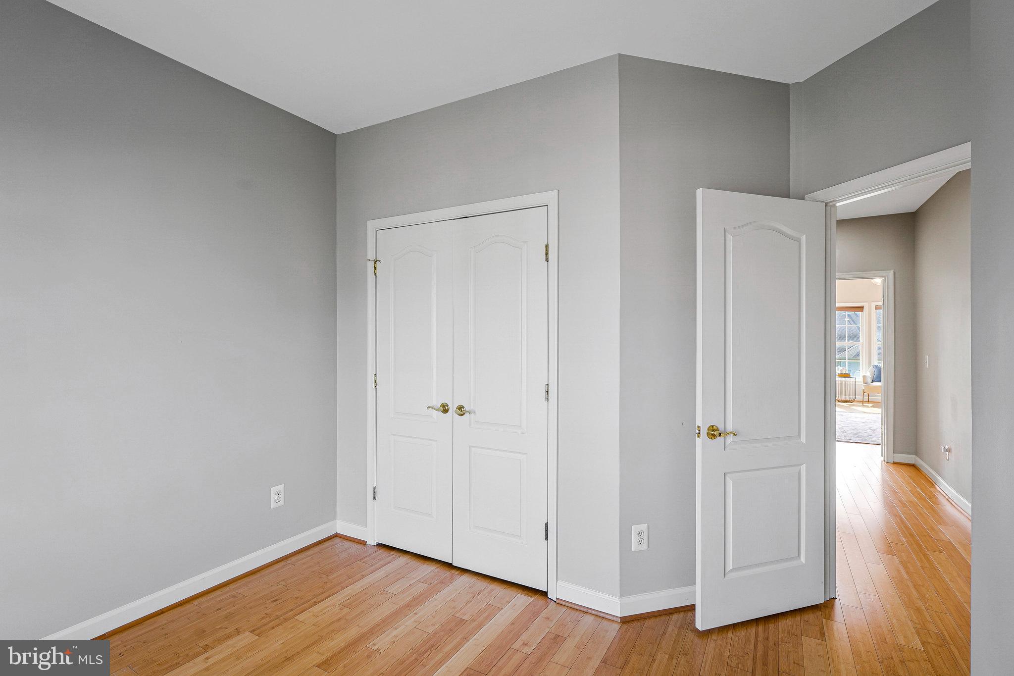 19086 PILEATED TERRACE