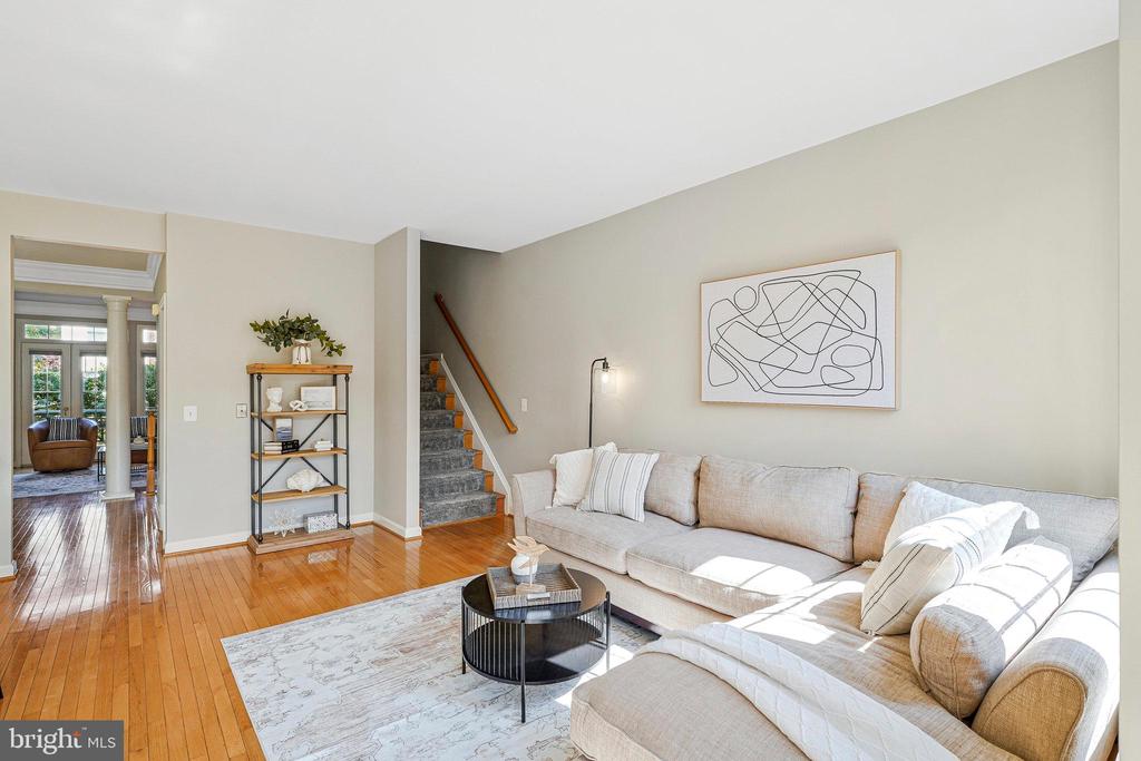 19086 PILEATED TERRACE
