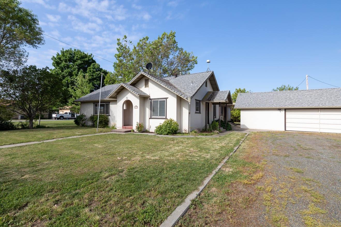 5245 Church
