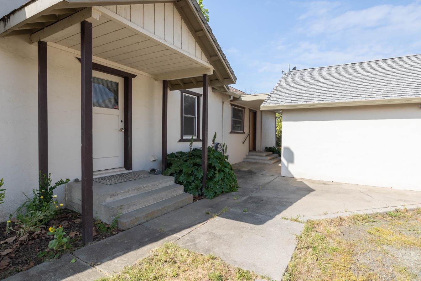 5245 Church