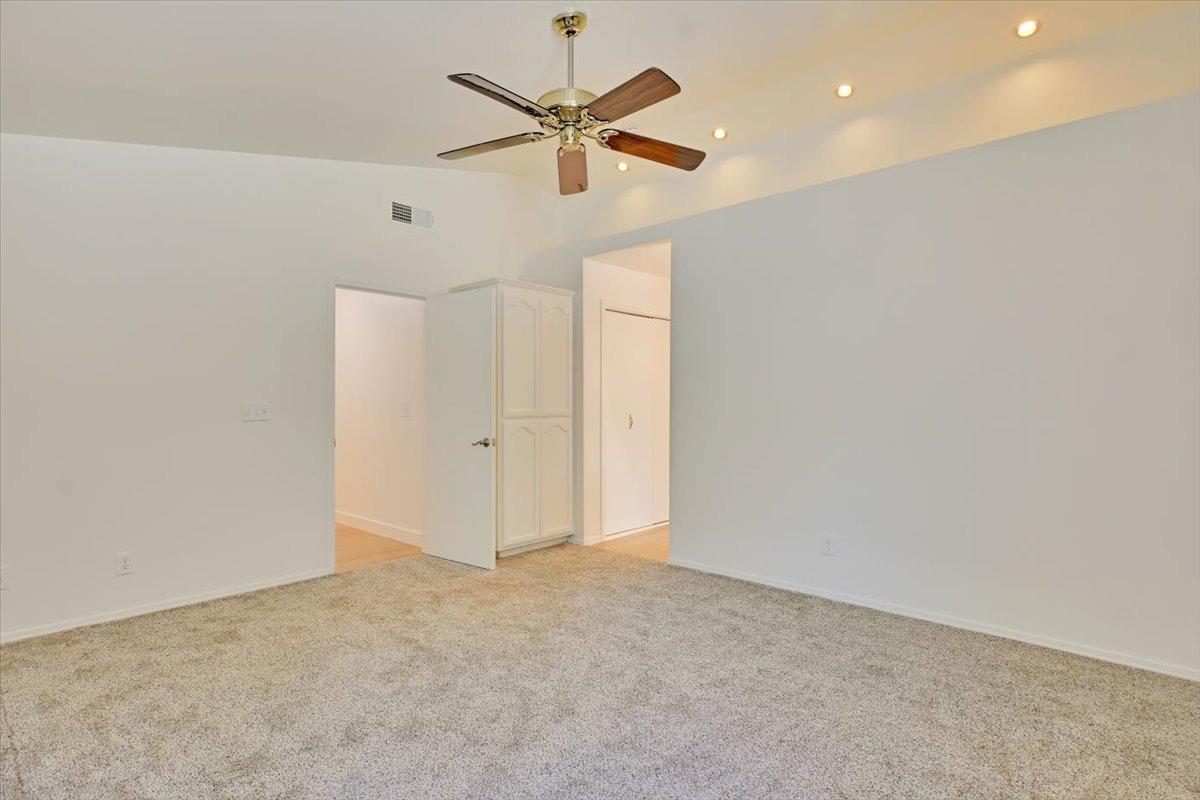 2584 Cedar