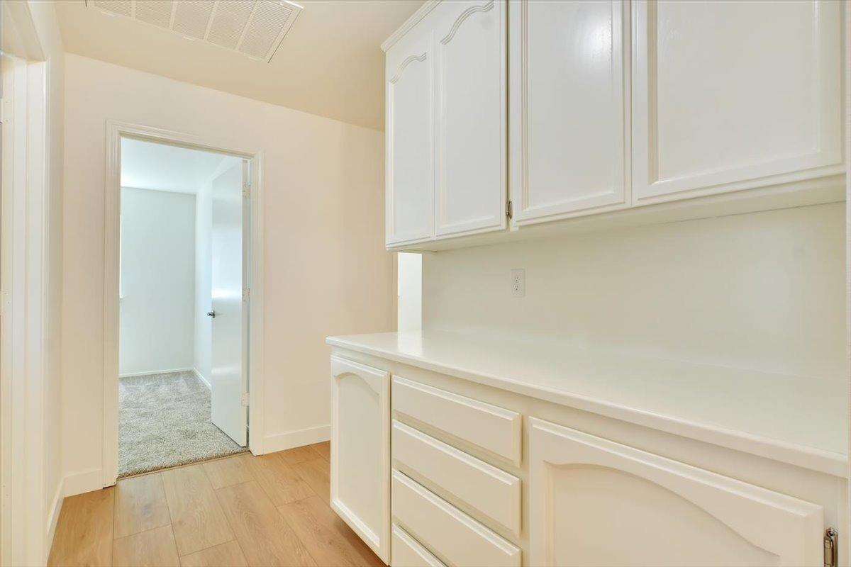 2584 Cedar